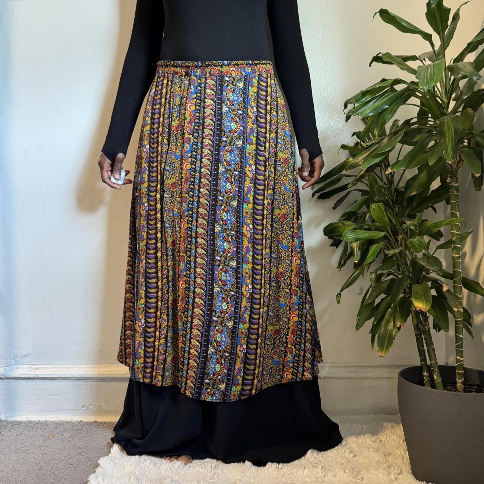 Vintage 80s Paisley Multi Slit Maxi boho Skirt Fits M-L