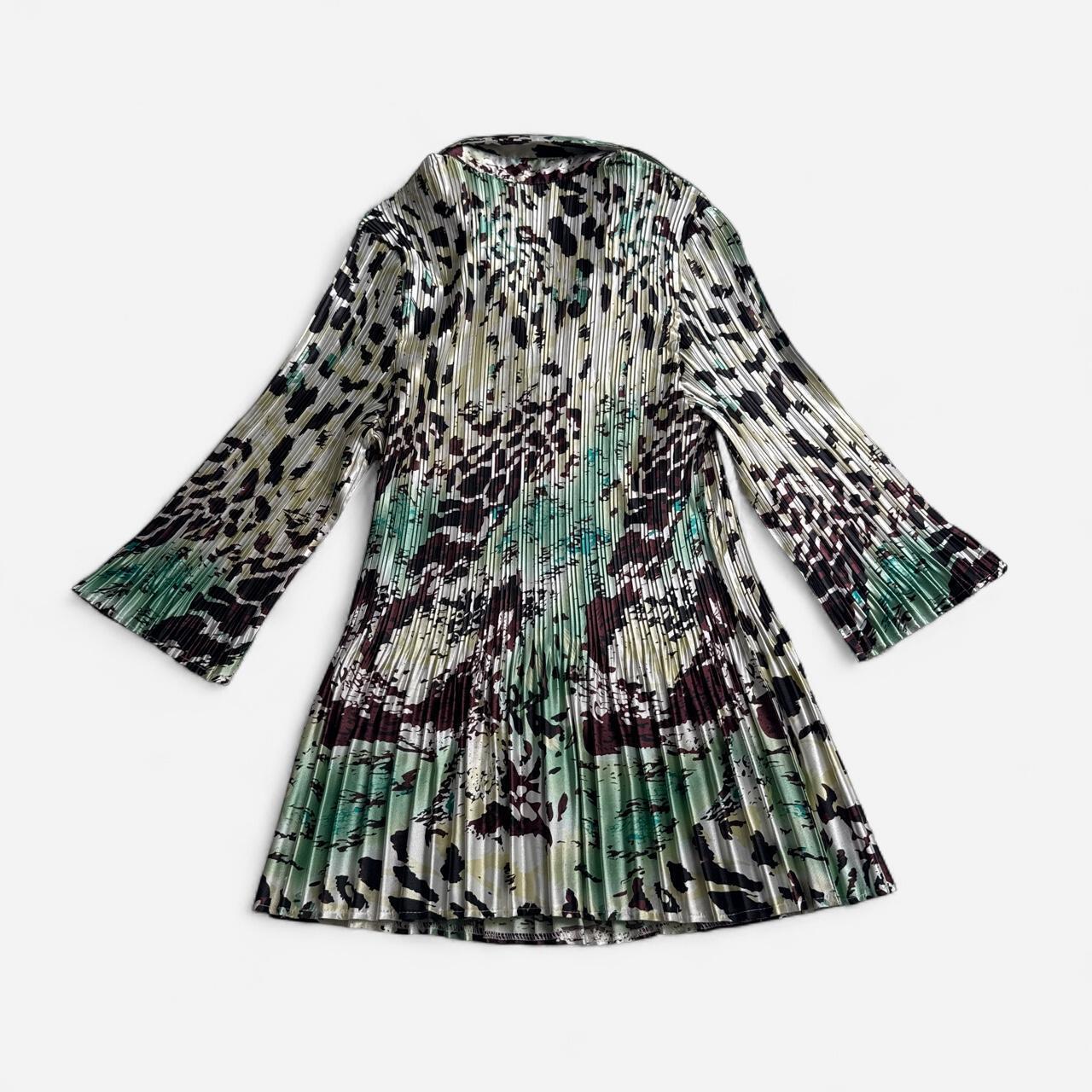 Vintage Y2K Micro Pleated Top Sage Green Abstract Animal Print fits S-M