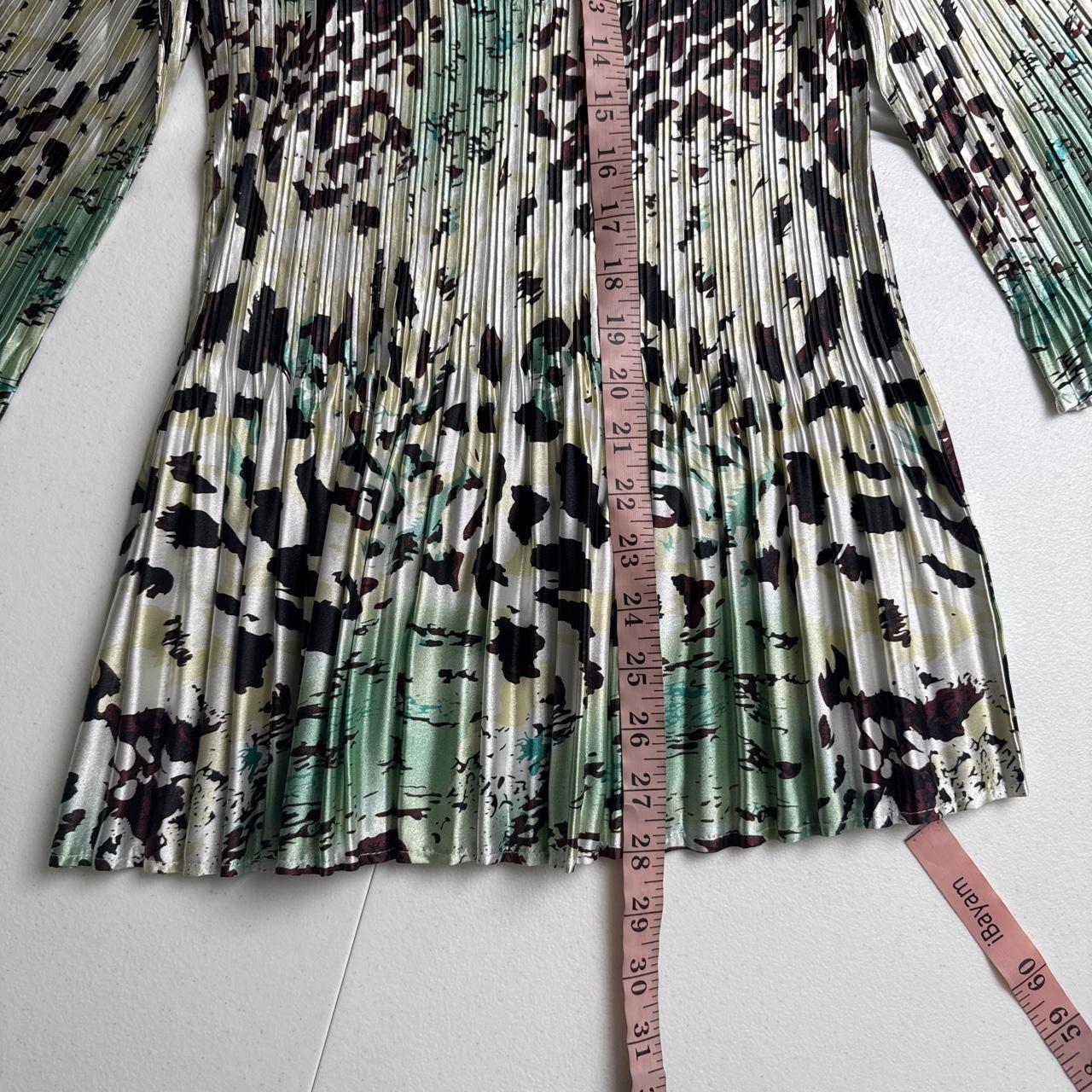 Vintage Y2K Micro Pleated Top Sage Green Abstract Animal Print fits S-M