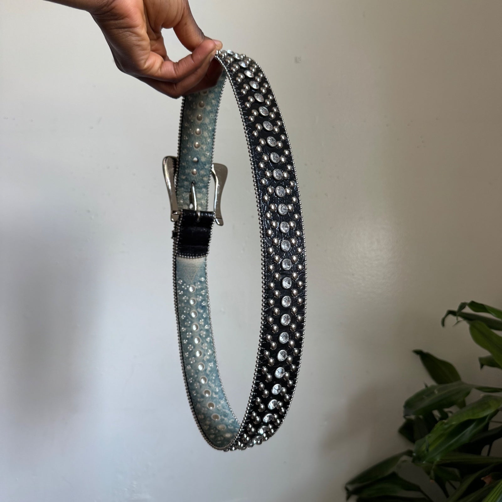 Y2K Guess Rhinestone Studded Croc-Embossed Black Leather Belt size M Fits M-L