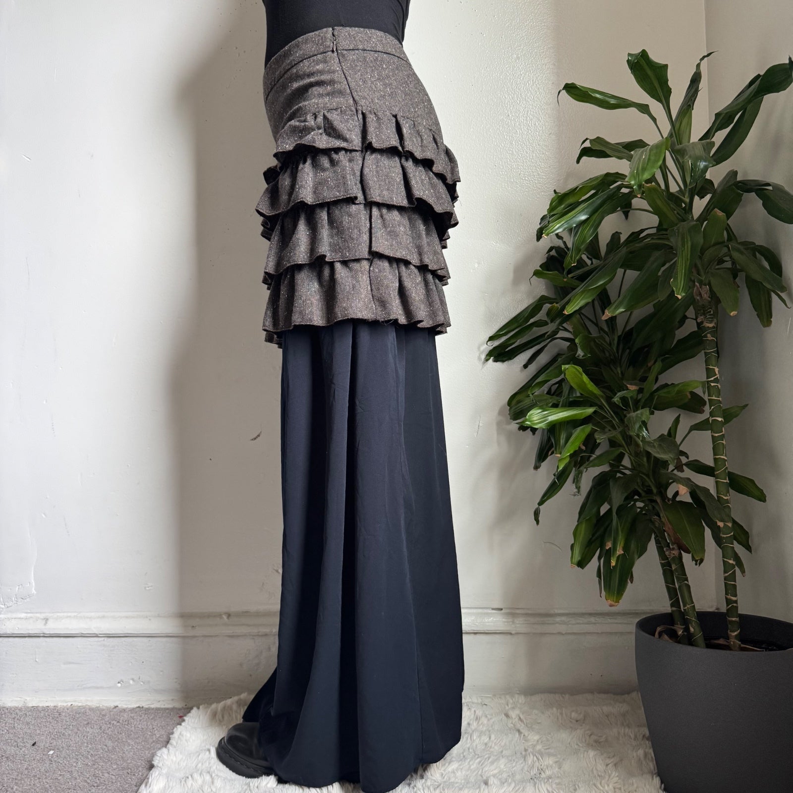 Y2K LOFT Metallic Sparkle Fall Tweed Ruffle Tiered Mini Skirt Sz 6