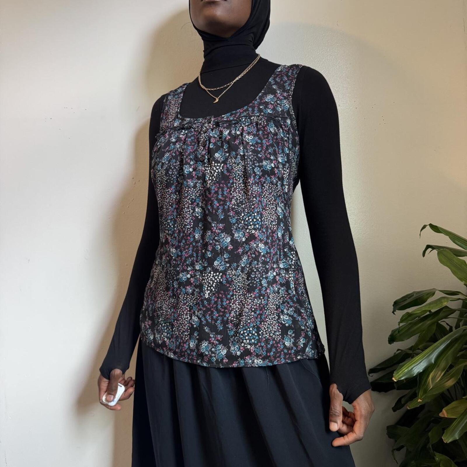 Vintage 90s Whimsigoth Ditsy Floral see through light weight blouse XXL
